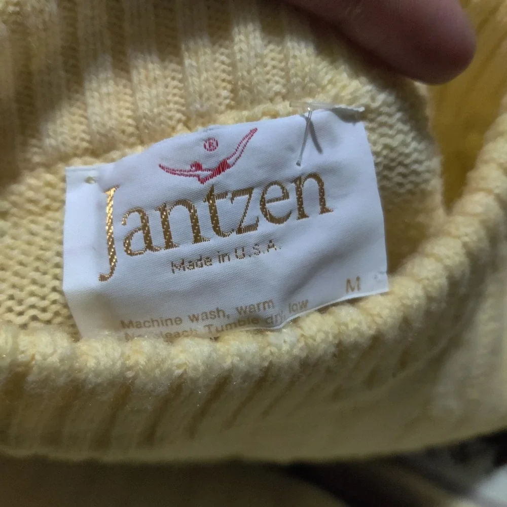 Jantzen Cable Knit Snowflake Sweater Women's Size M Yellow Made In USA Christmas